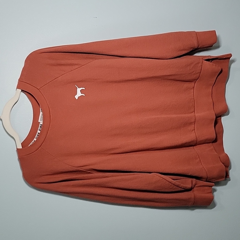 PINK Sweatshirt